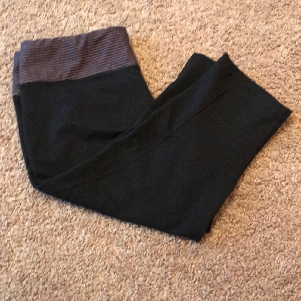 Black Capris leggings